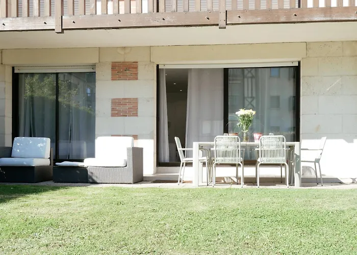 Riviera - Jardin Face A La Plage, Proximite & Luxe Inegale 도빌