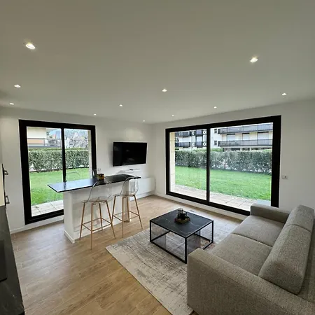 Apartment Riviera - Jardin Face A La Plage, Proximite & Luxe Inegale *
