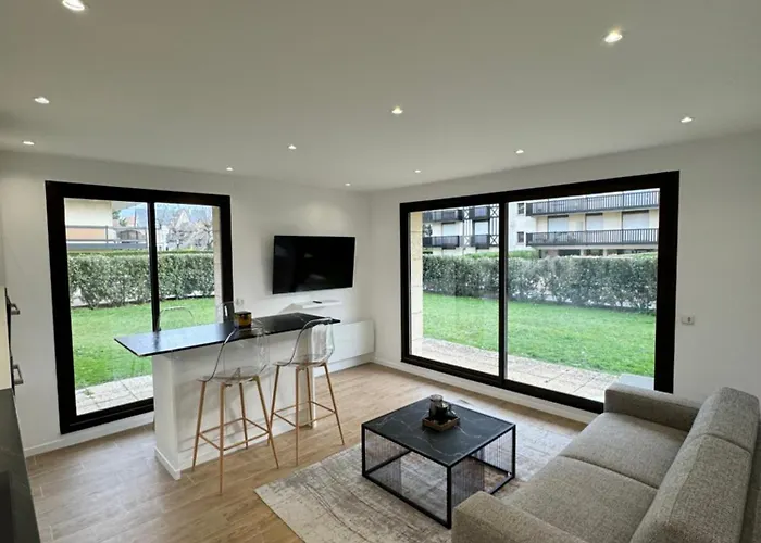 Апартаменты Riviera - Jardin Face A La Plage, Proximite & Luxe Inegale *